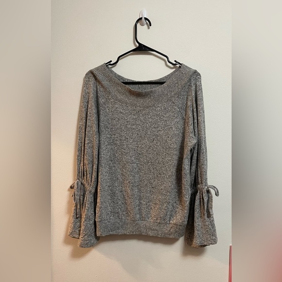 Express Tops - Express - Women’s Super Soft Lightweight Bell Sleeve w/ Bow Accent - Grey - S